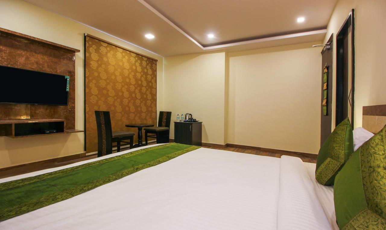 Treebo Address Inn, Banjara Hills Hyderabad Eksteriør bilde