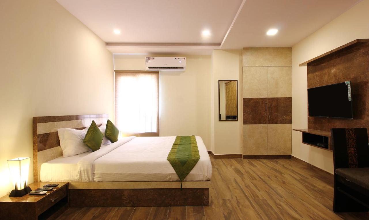 Treebo Address Inn, Banjara Hills Hyderabad Eksteriør bilde